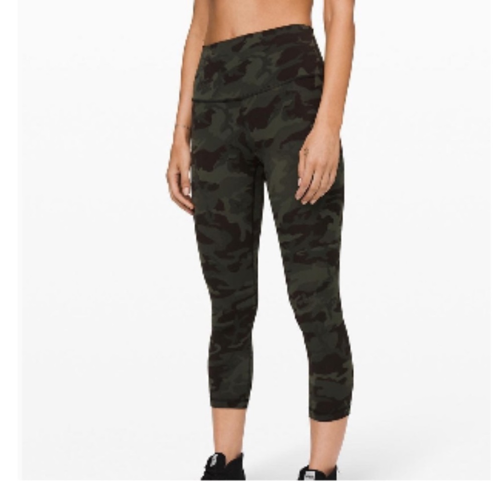 LuLuLemon 21” Camo Crop